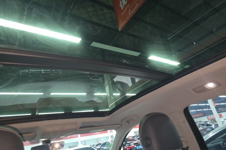 Used Volkswagen Tiguan L 2017 330TSI Automatic Two-Wheel Drive Flagship Edition Headliner