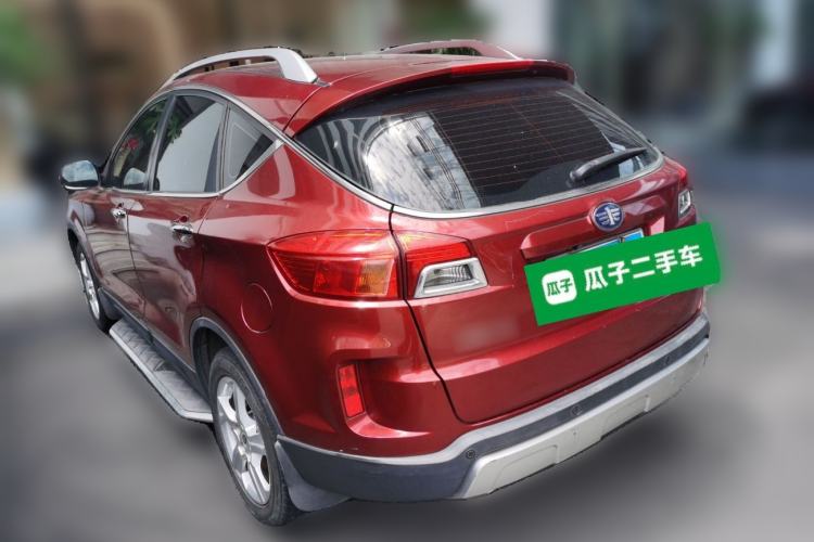 Used Bestune X80 2013 2.0L automatic luxury version
