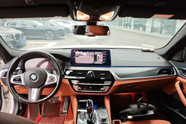 Used BMW 5 Series (Import) 2022 Updated 530i M Sport Package