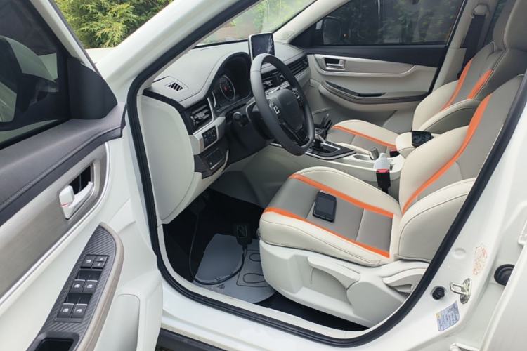 Used FORTHING T5 2022 Mach Edition 1.5T DCT High-Performance Five-Seater Driver Seat