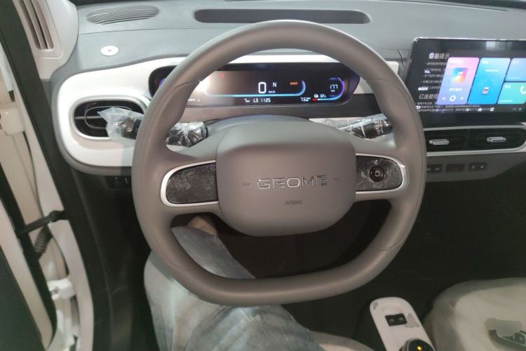 Used Geely Galaxy Panda 2025 210km Panda Rider Steering Wheel