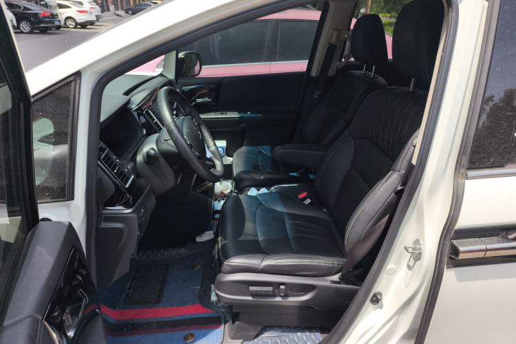 Used Honda Elysion 2019 2.0L Hybrid Luxury Edition
