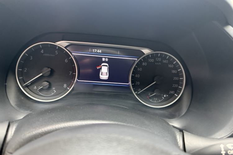 Used Nissan Sylphy 2023 Revised 1.6L CVT Enjoyment Edition Interior 10