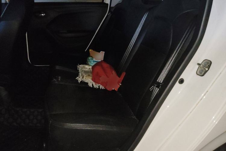 Used Peugeot 301 2014 1.6L Manual Comfort Edition
