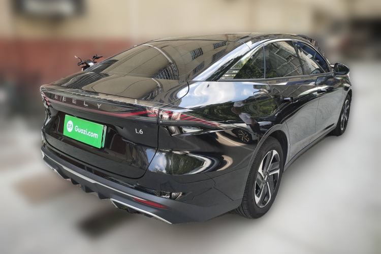 Used Geely Galaxy L6 2024 125km PLUS Dragon Edition
