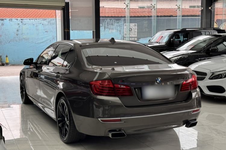 Used BMW 5 Series 2014 535Li Leading Model Exterior 11
