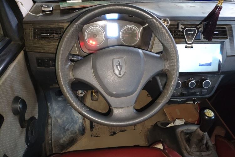 Used Jinbei Hiace X30 2013 1.3L Standard Version
