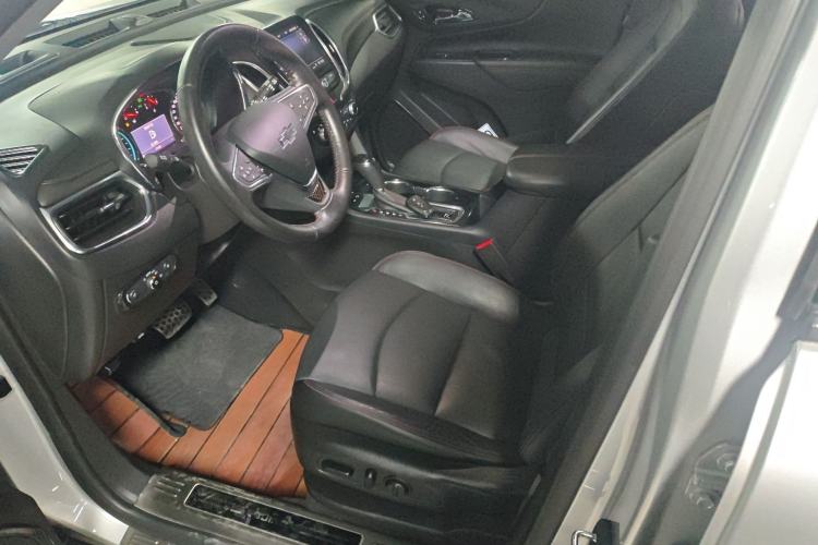 Used Chevrolet Equinox 2018 Redline 550T Automatic All-Wheel-Drive Trailblazer RS Edition
