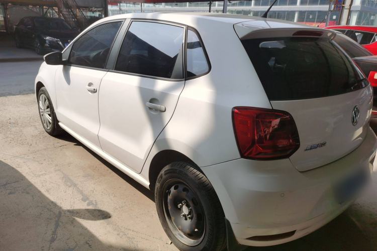 Used Volkswagen Polo 2016 1.6L Automatic Comfort Model