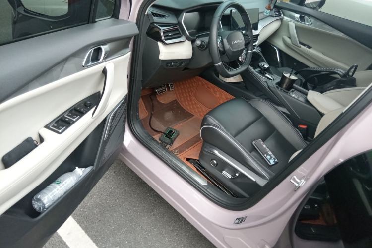 Used Lynk & Co 06 2021 1.5T Shero Pink Special Edition