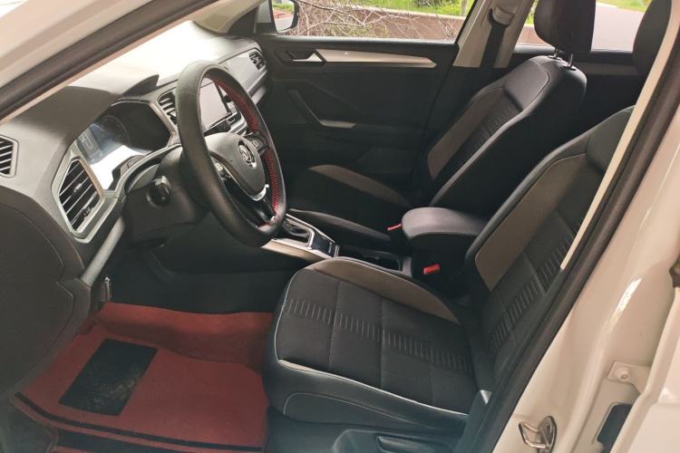 Used Volkswagen T-ROC 2019 230TSI DSG Two-Wheel-Drive Advanced Version China VI Standard