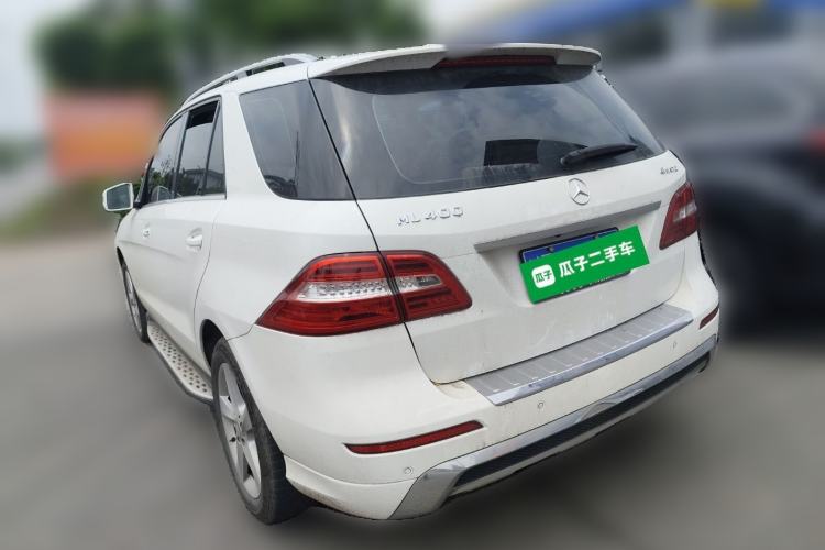 Used Mercedes-Benz M-Class 2014 ML 400 4MATIC Dynamic Model Rear Left 45 Deg