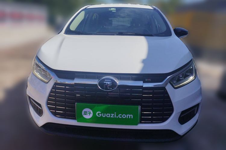 Used BYD Yuan New Energy 2019 EV535 Smart Connect Trendsetting Model
