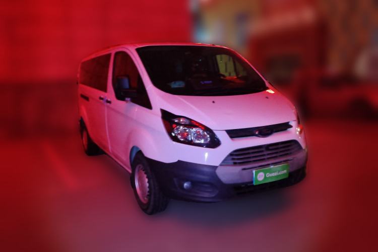 Used Ford Transit 2020 2.0T Diesel Multi-Function Commercial Vehicle Mid-Chassis Low-Roof Design with Dual Rear Doors Emission Standard China V

