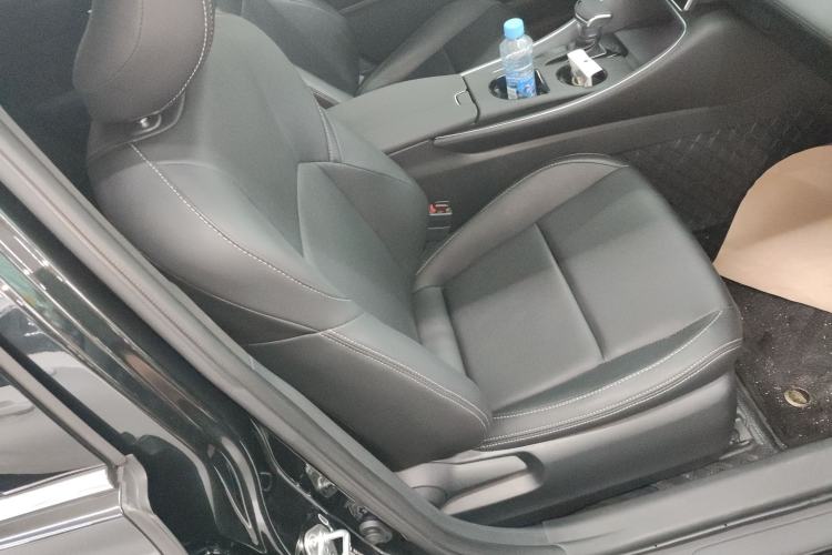 Used Toyota Avalon 2024 2.0L Ambition Edition