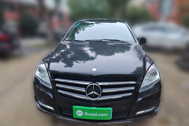 Used Mercedes-Benz R-Class 2017 R 320 4MATIC Business Edition Prestige Model
