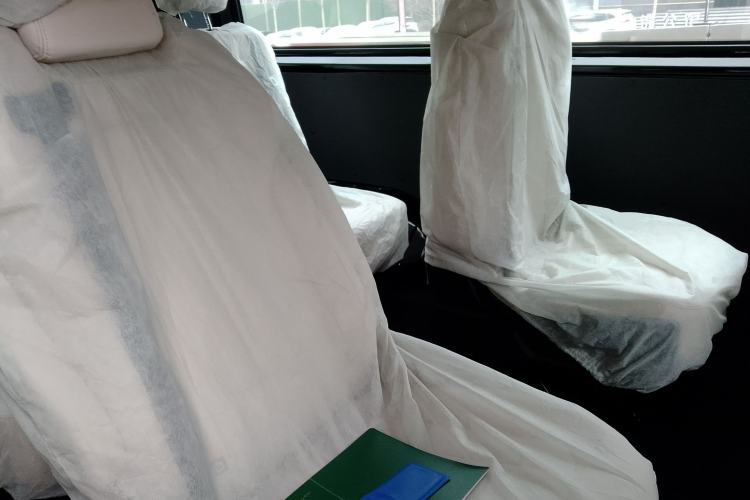 Used Sinotruk Pioneer V 2025 Multi-Function PRO Version 2.0T Automatic Short Wheelbase Low Roof Left Rear Seat