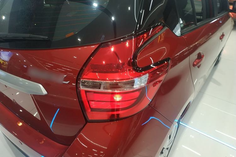 Used Toyota YARiS L Zhi Xuan 2020 1.5L CVT Leading Edition Right Rear Taillight