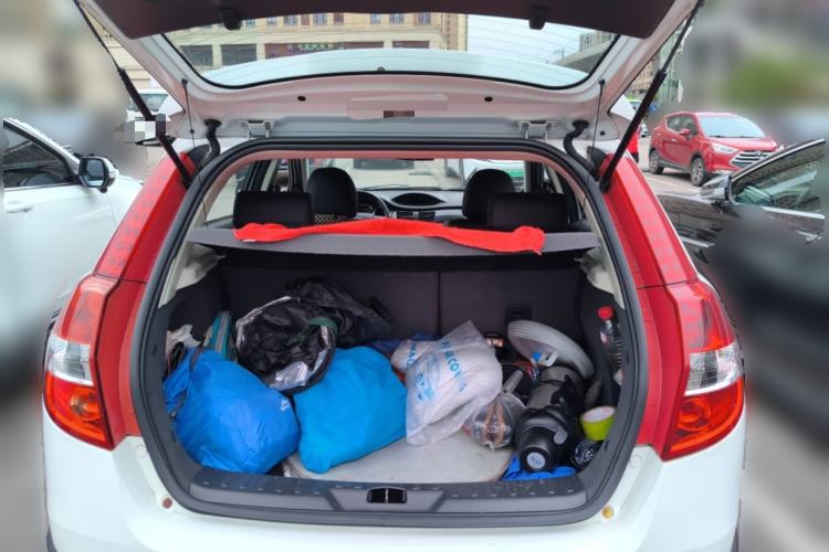 Used Dongfeng Aeolus H30 2013 CROSS 1.5L Automatic Luxury Model