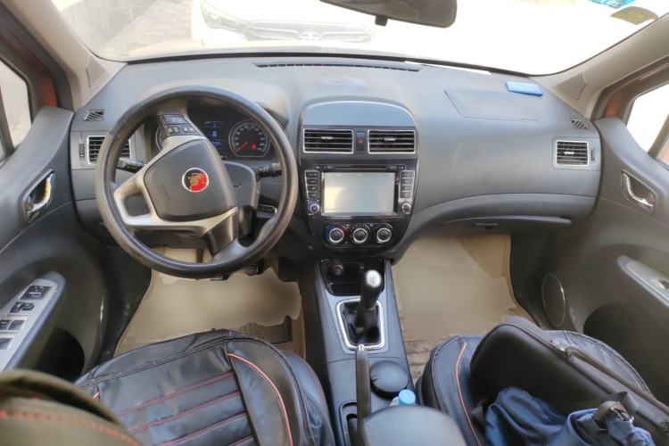 Used FORTHING Joyear X5 2013 1.6L Manual Luxury Model China IV Standard