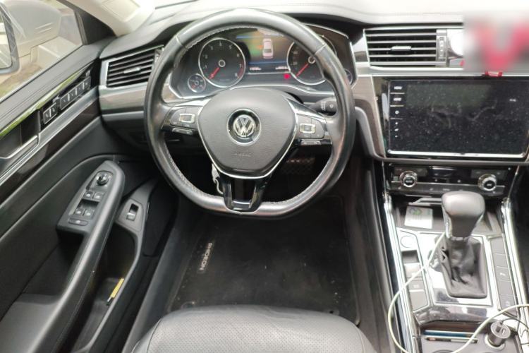 Used Volkswagen Phideon 2018 Revised Version 380TSI Two-Wheel Drive Business Edition
