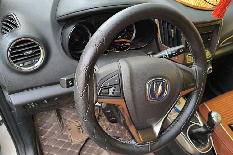 Used CHANGAN CS15 2016 1.5L Manual Fashion Edition