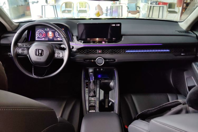 Used Honda Accord 2024 260TURBO Luxury Edition Center Console