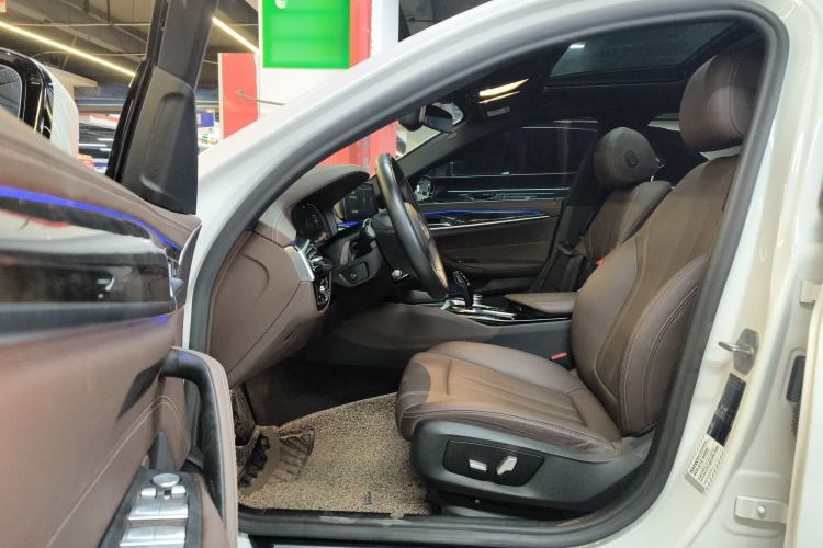 Used BMW 5 Series 2020 525Li M Sport Package Driver Seat