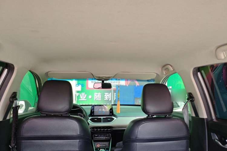 Used Baojun 510 2017 1.5L Automatic Fashion Model
