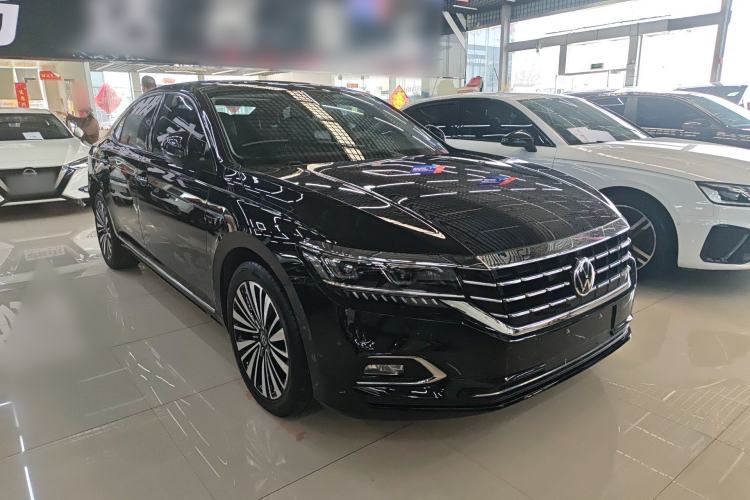 Used Volkswagen Passat 2020 Revised Version 330TSI Luxury Edition China VI Standard
