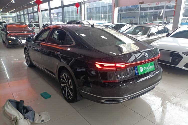 Used Volkswagen Passat 2022 330TSI Luxury Edition
