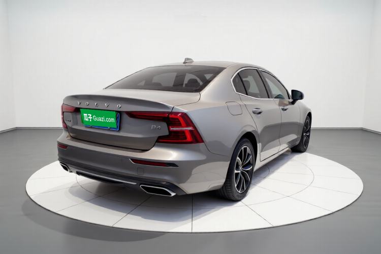 Used Volvo S60 2022 B4 Zhiyi Luxury Edition