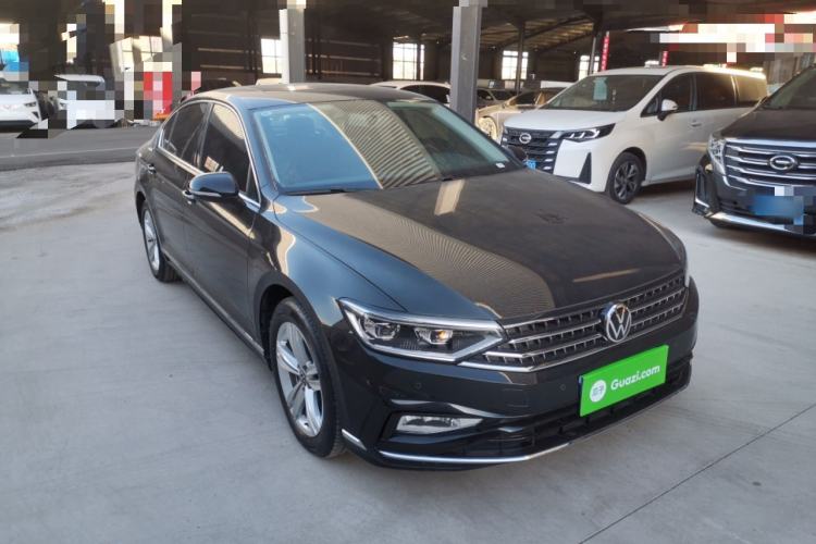 Used Volkswagen Magotan 2025 Zhongxiang Version 280TSI DSG Comfort Edition