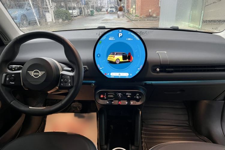 Used MINI Electric MINI COOPER 2024 456km COOPER E Classic Edition