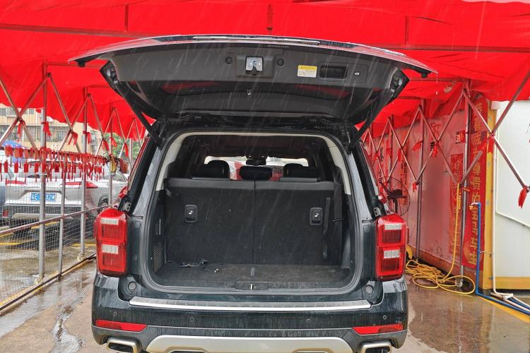 Used GAC Trumpchi GS8 2017 320T Two-Wheel Drive Luxury Smart Connectivity Version (7 Seats)
