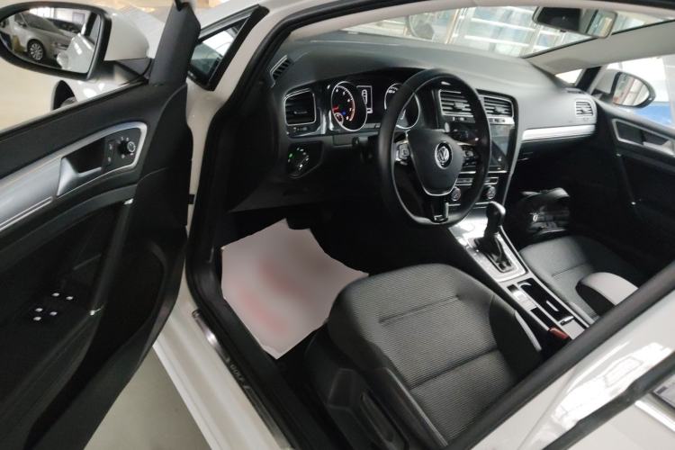 Used Volkswagen Golf 2020 Zhiai Edition 280TSI DSG Comfort Model
