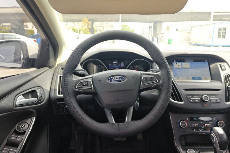 Used Ford Focus 2017 Sedan EcoBoost 180 Automatic Elite Model
