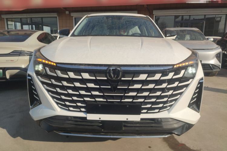 Used Changan UNI-Z 2025 500Bar PRO