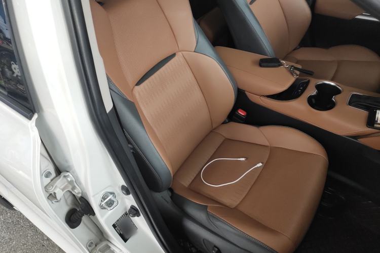 Used Toyota Venza 2023 2.0L CVT Two-Wheel Drive Prestige Version
