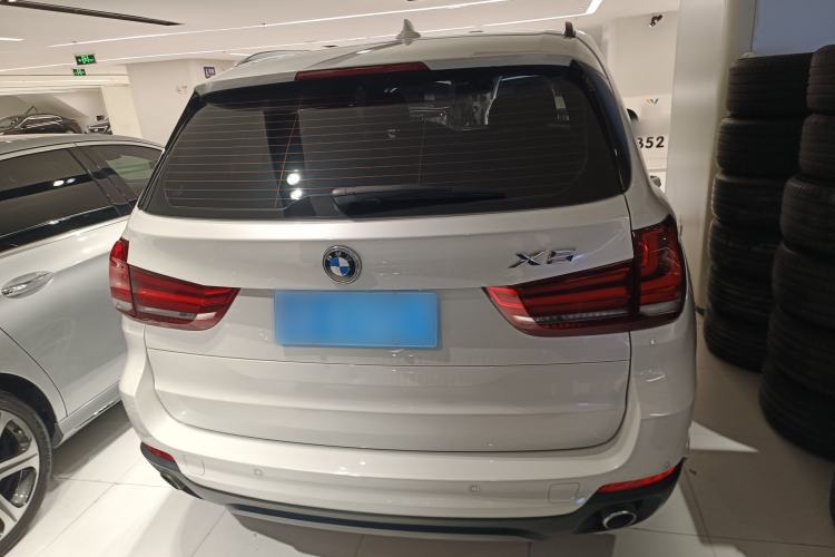 Used BMW X5 2015 xDrive28i
