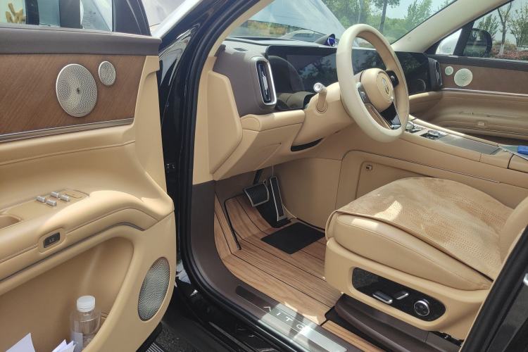 Used Hima AITO M9 2024 Range-Extended Max Edition 42 kWh 5-Seater Version