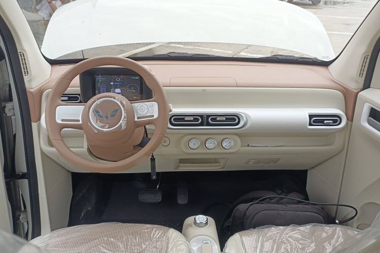 Used Wuling Hongguang MINIEV 2024 3rd Generation 215km Youth Edition