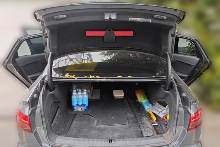 Used Audi A4L 2023 40 TFSI Luxury Dynamic Model