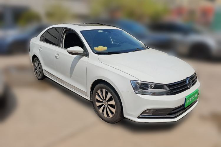 Used Volkswagen Sagitar 2018 180TSI DSG Prestige Edition Front Right 45 Deg