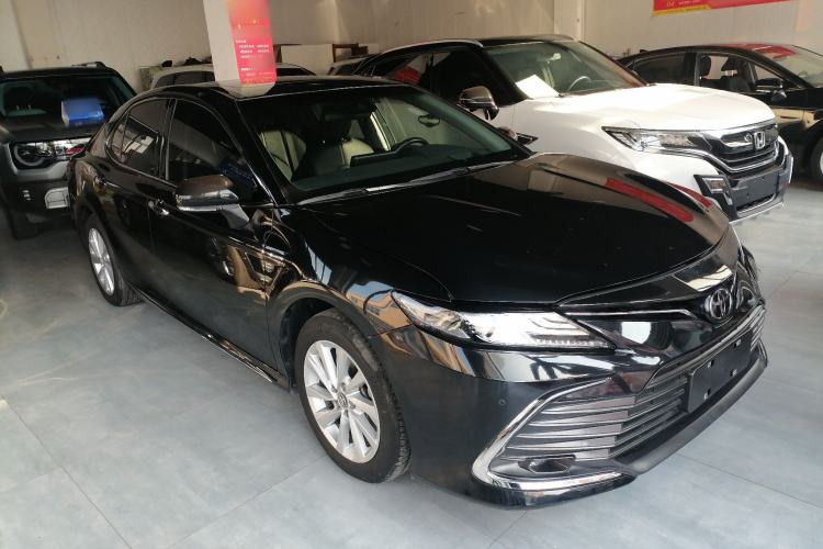 Used Toyota Camry 2023 2.0G Luxury Edition
