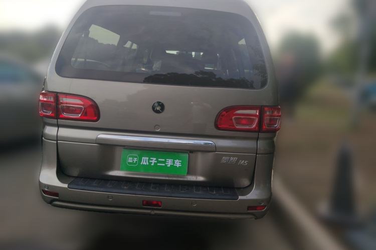 Used FORTHING Lingzhi 2023 M5L 1.6L Base Model 7 Seats Rear