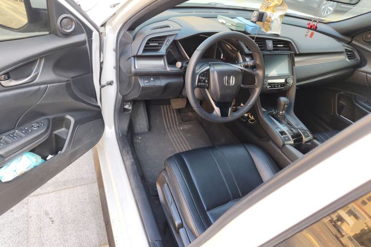 Used Honda Civic 2021 HATCHBACK 220TURBO CVT New Trendsetter