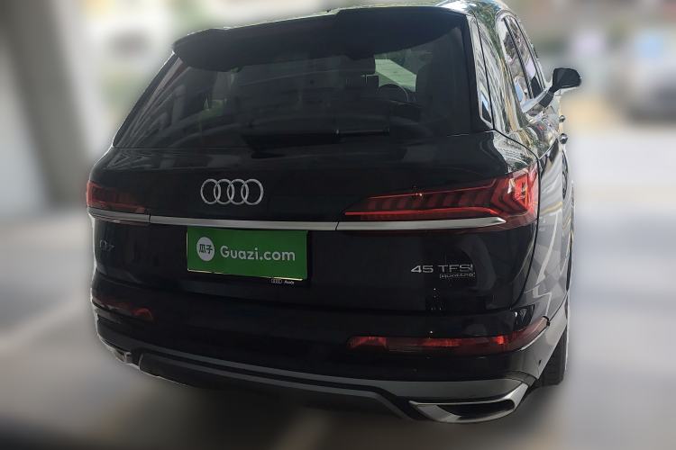 Used Audi Q7 2023 45 TFSI quattro S line Sport model