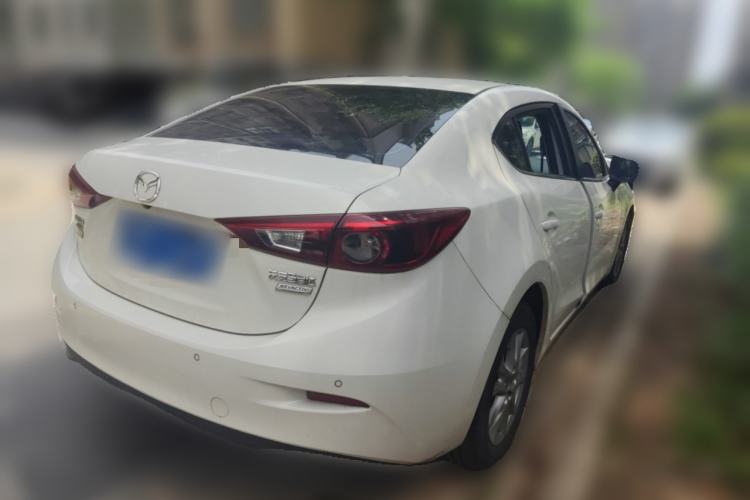 Used Mazda 3 Axela 2017 Sedan 1.5L Automatic Luxury Model China VI Standard
