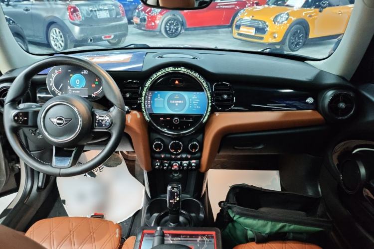 Used MINI MINI 2022 Updated 1.5T COOPER Artist